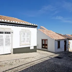 casa-dona-ana-casa-tradicional-renovada-no-centro.hotelaalgarve.com/